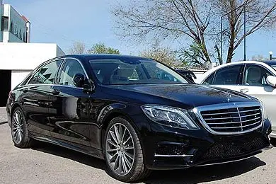 прокат авто з водієм